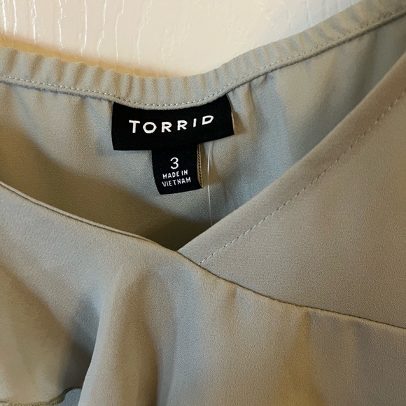 Torrid Light Grey Ruffled Camisole - Picture 3 of 3